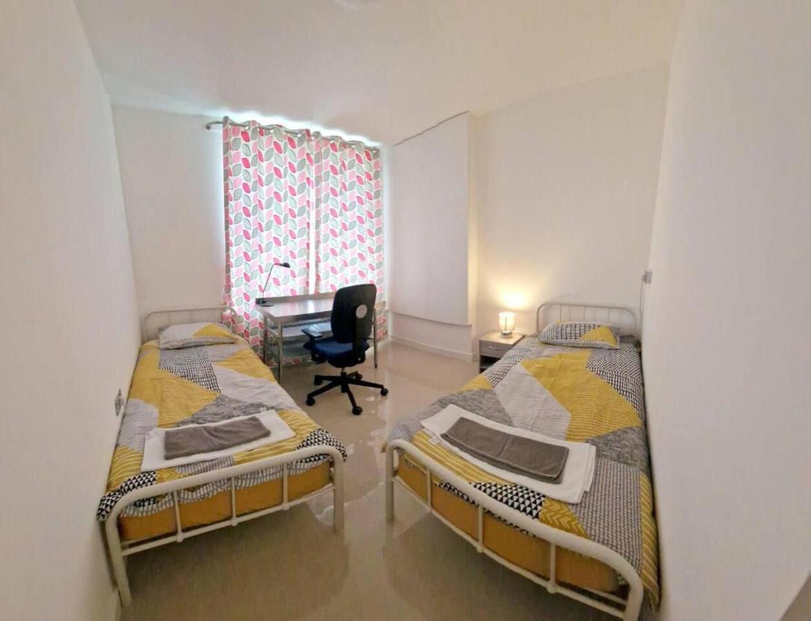 Modern 3-Bed House In Surrey Quays Villa Londen Buitenkant foto